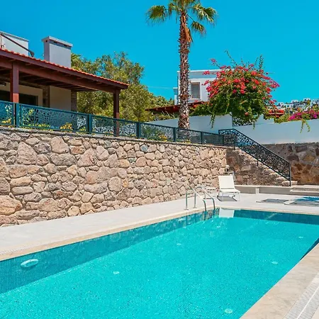 Superior 3Br Villa With Private Pool GüMüŞLüK *